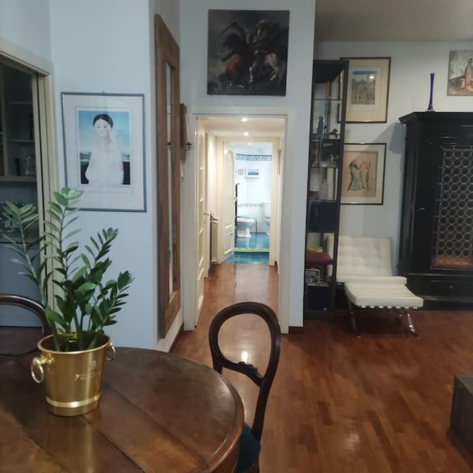 Colosseo Vintage Apartment Rome Luaran gambar